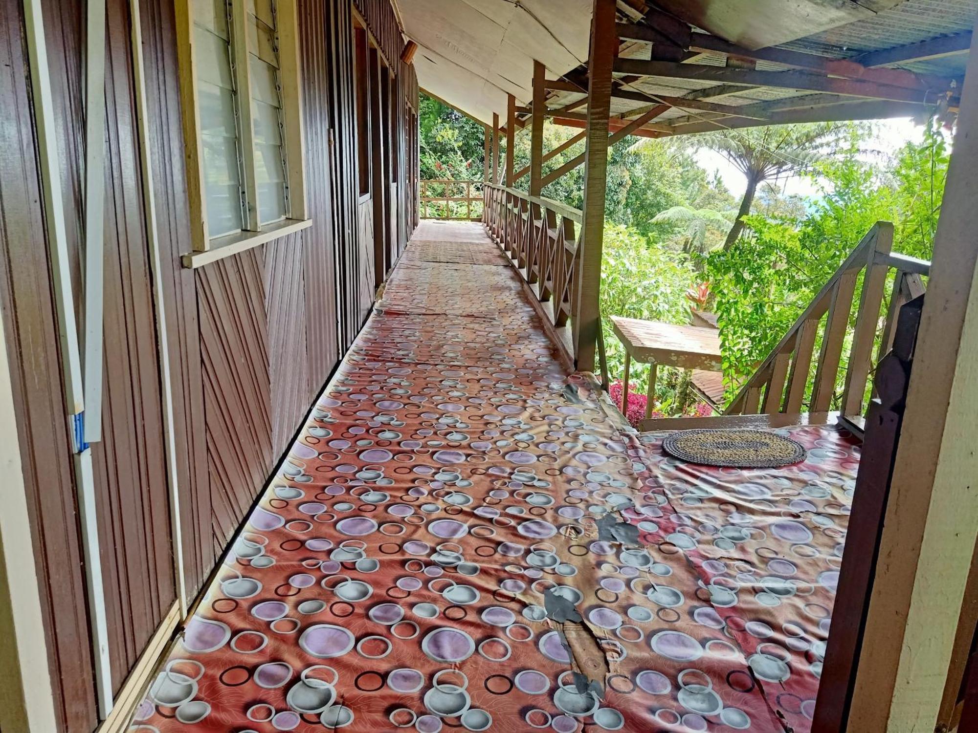 Oyo Home 90430 Mountain Resthouse Ranau Exterior photo